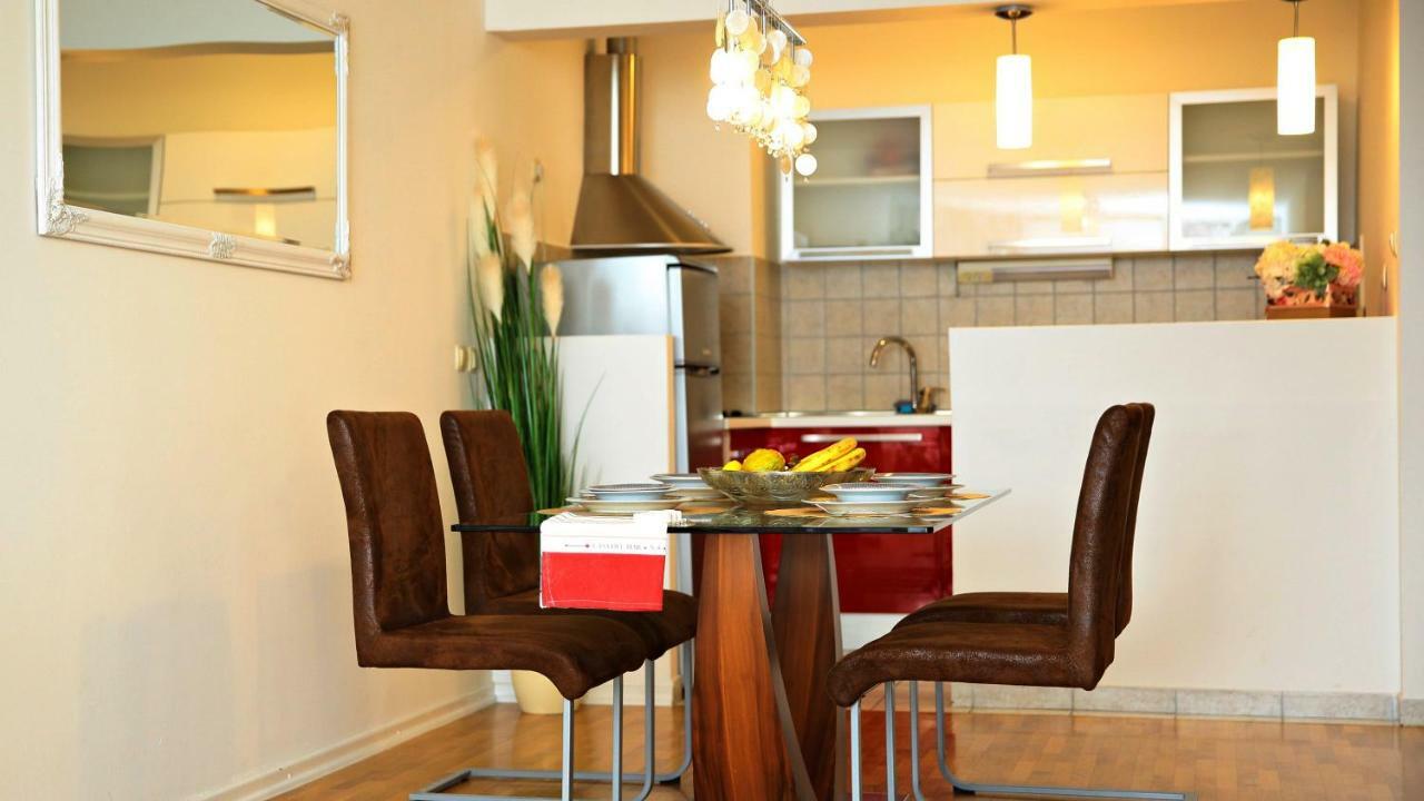 Apartman Lucita สปลิท ภายนอก รูปภาพ